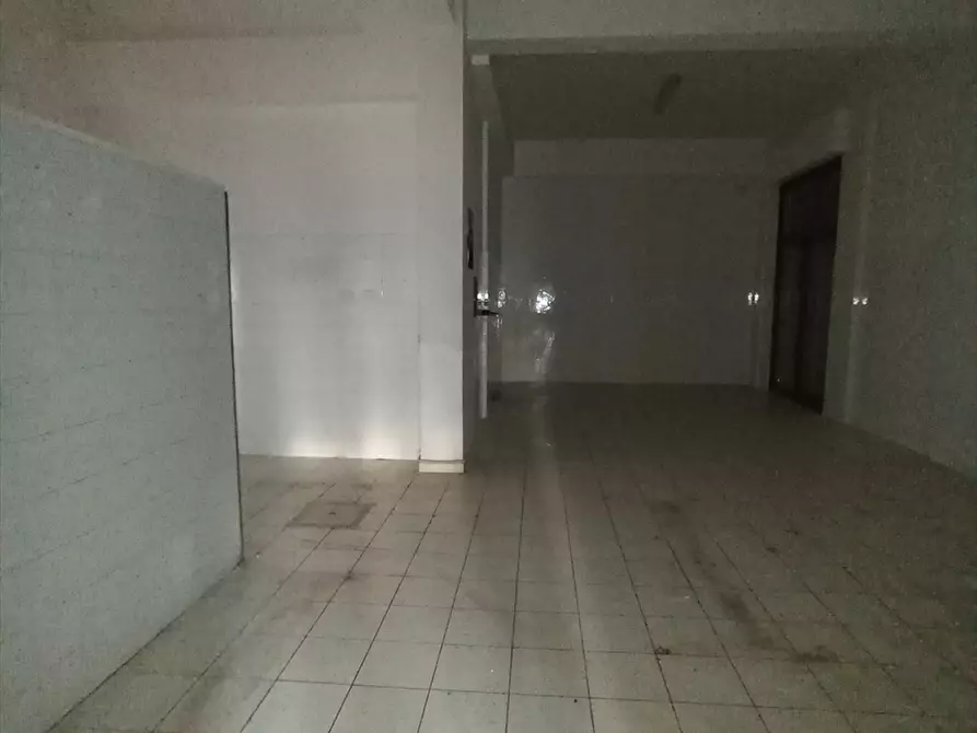 Immagine 3 di Attività artigianale in affitto  a Erice