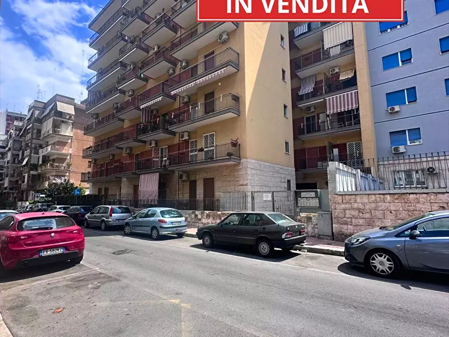 Immagine 1 di Appartamento in vendita  in via buccari 15 a Taranto