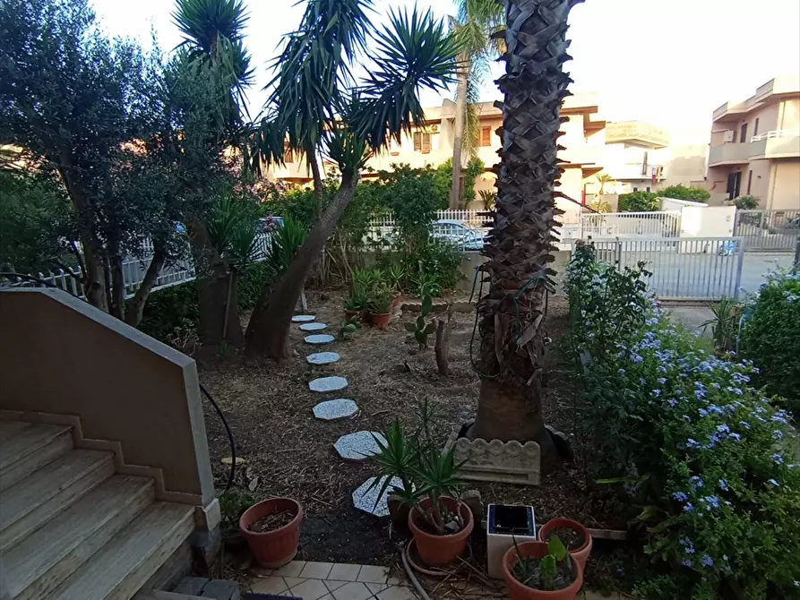 Immagine 2 di Casa indipendente in vendita  a Trapani
