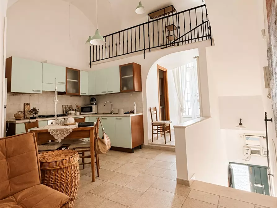 Immagine 4 di Appartamento in vendita  in via dei saraceni 2 a Martina Franca