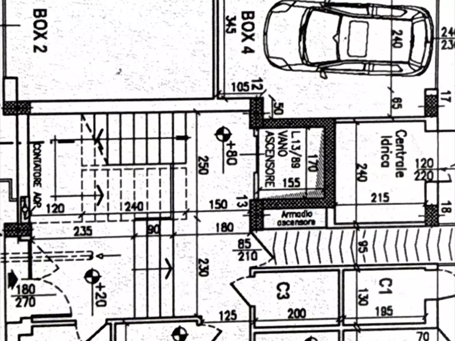 Immagine 2 di Box auto in vendita  in via capotagliata a Taranto