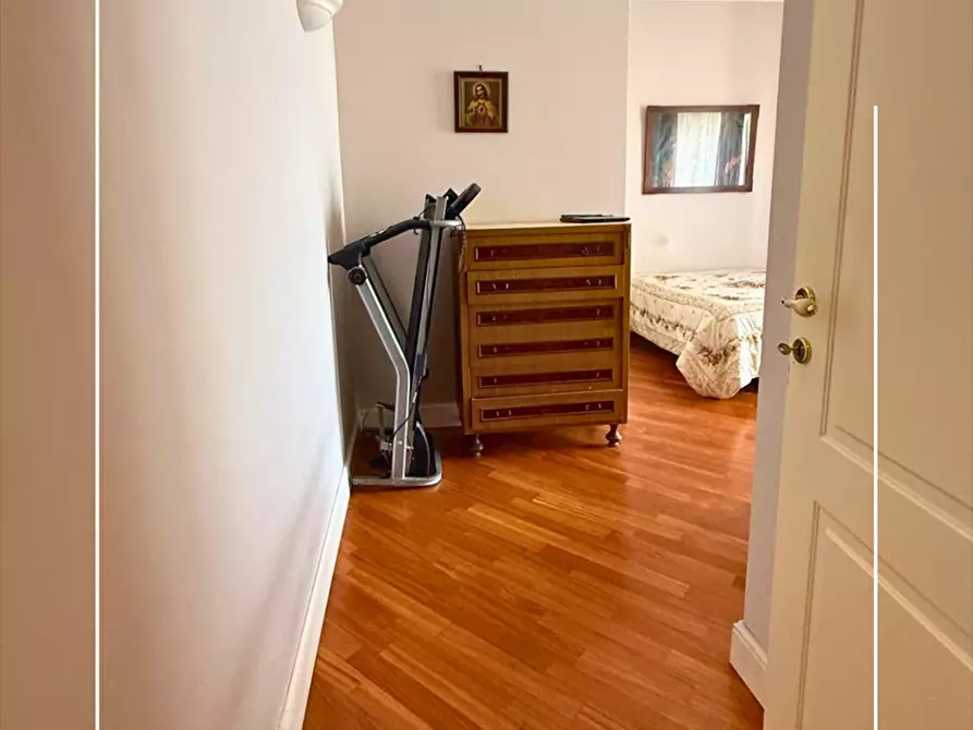 Immagine 22 di Appartamento in vendita  in via lazio 84 a Taranto