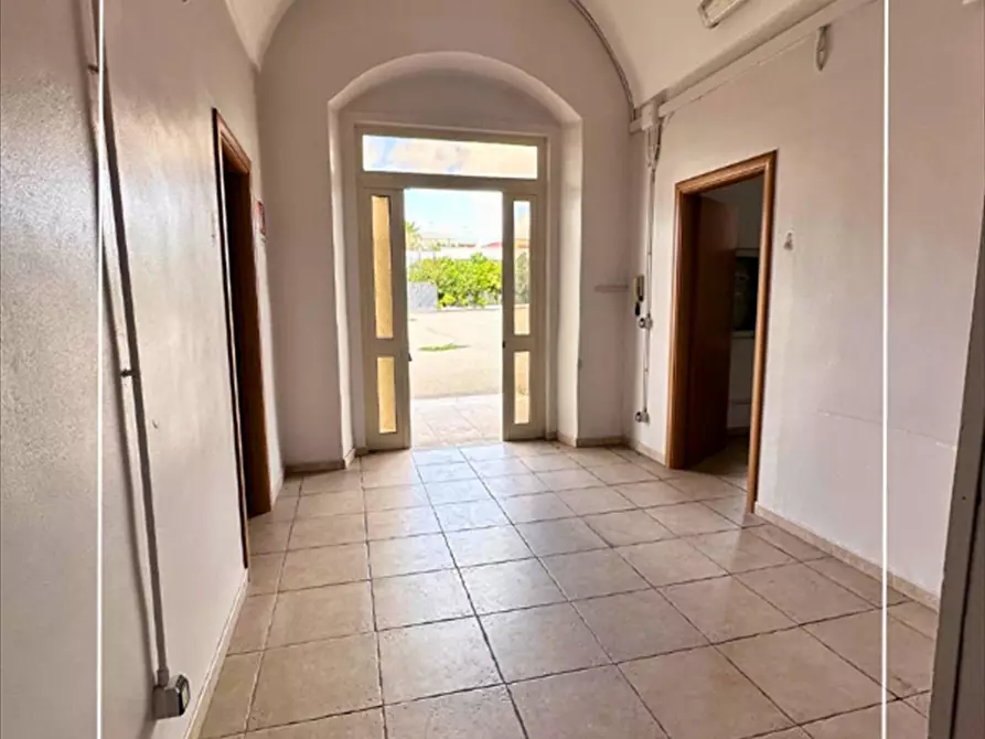 Immagine 5 di Villa in affitto  in corsi vittorio emanuele 144 a Statte