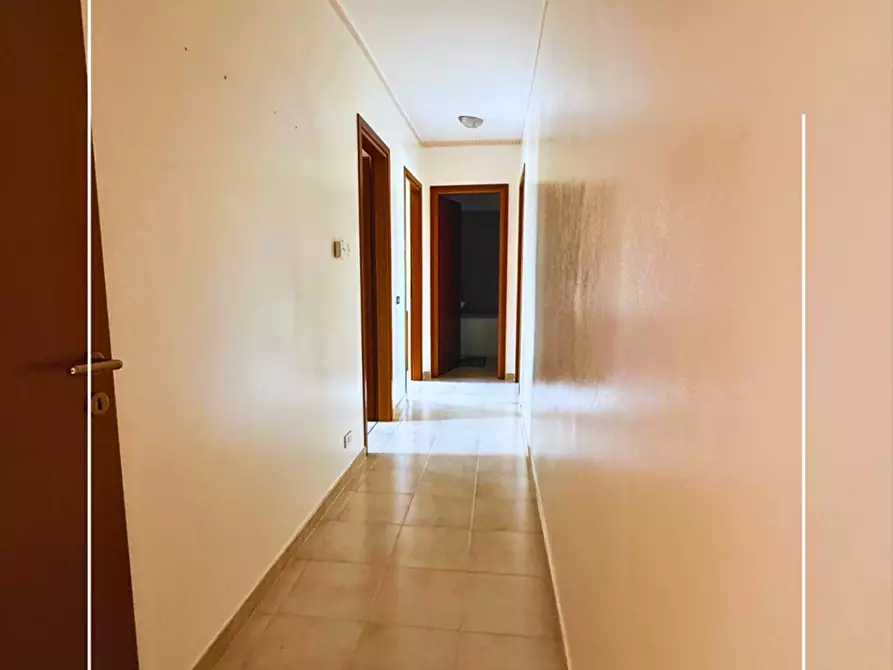 Immagine 9 di Appartamento in vendita  in piazza pertini 19 a Taranto