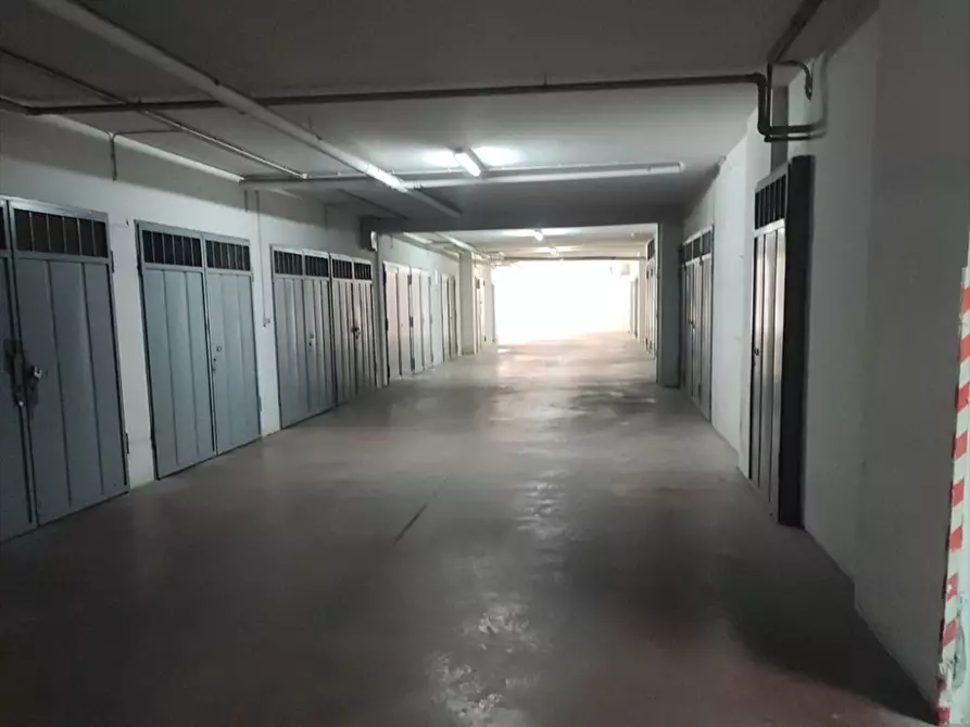 Immagine 26 di Appartamento in vendita  a Cerignola