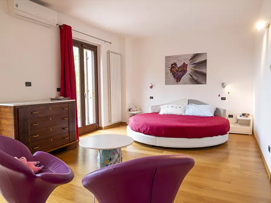 Immagine 27 di Villa in vendita  in Via Santo Stefano a Ripa Teatina