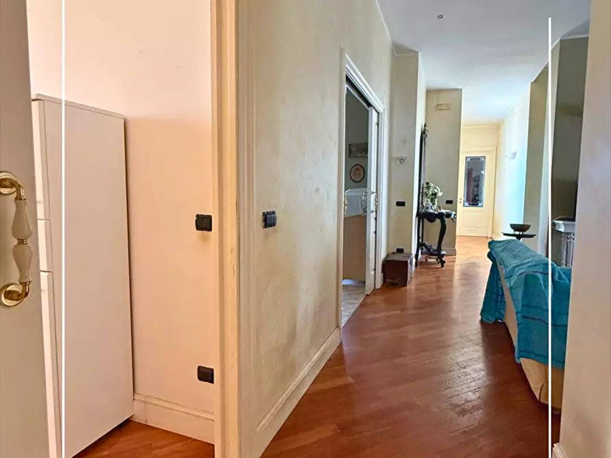 Immagine 19 di Appartamento in vendita  in via lazio 84 a Taranto