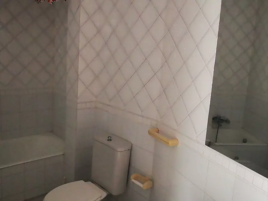 Immagine 9 di Appartamento in vendita  in Via Silvino Olivieri a Chieti