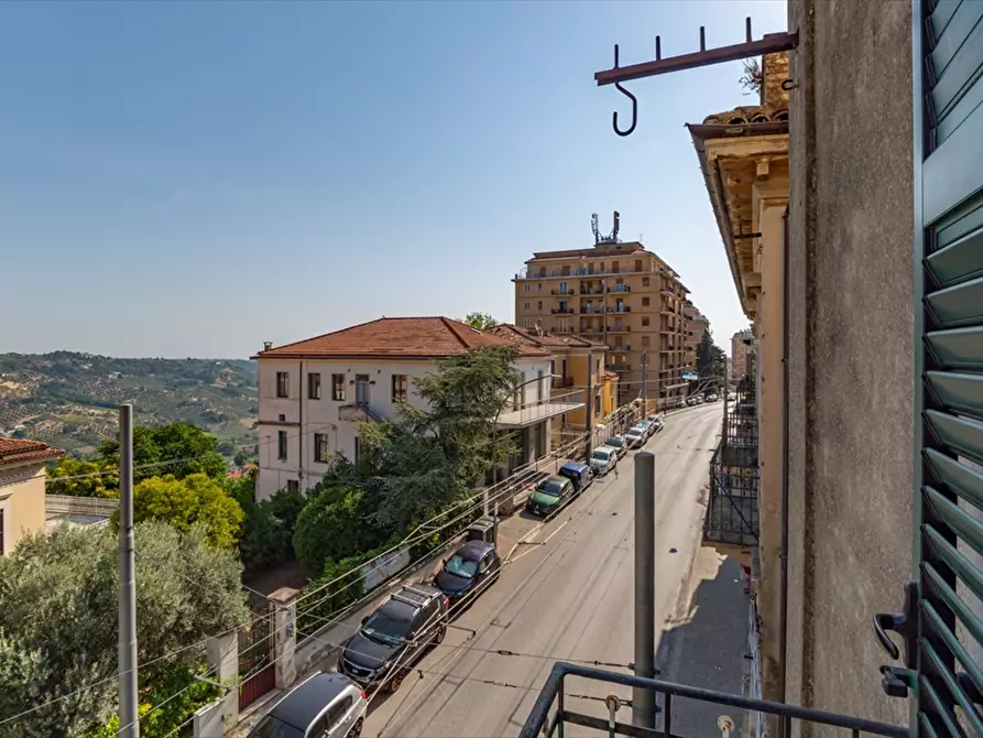 Immagine 14 di Appartamento in vendita  a Chieti