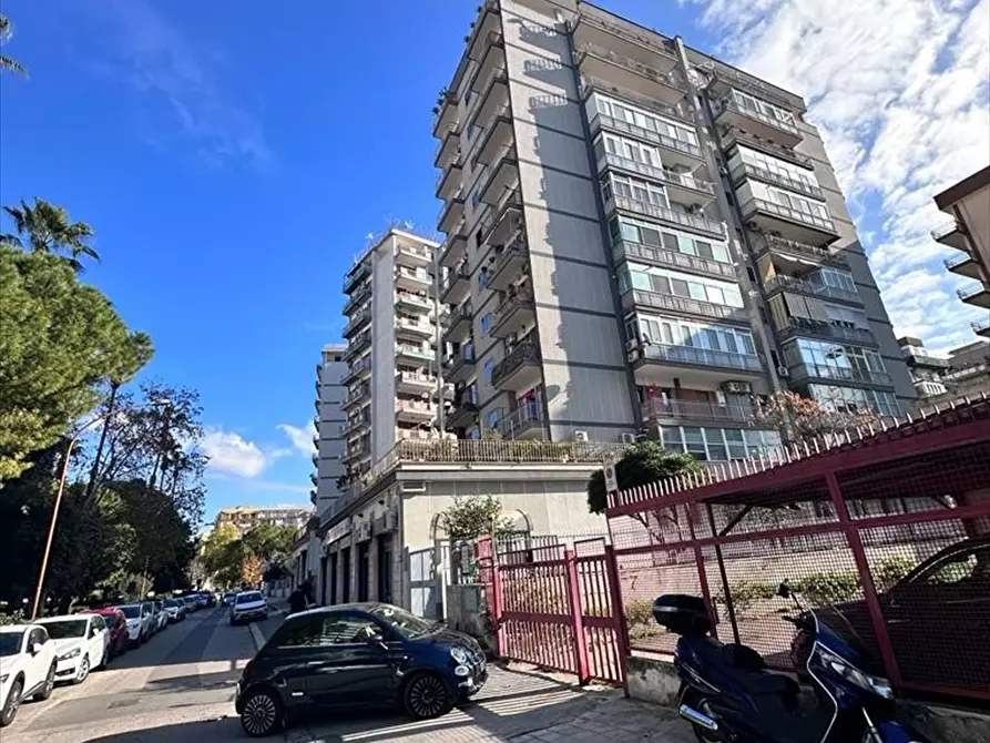 Immagine 1 di Appartamento in vendita  in via lucania 57 a Taranto
