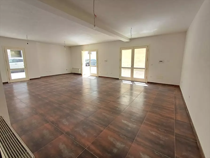 Immagine 28 di Locale commerciale in vendita  in Via Libio n. 32 a Porto Torres