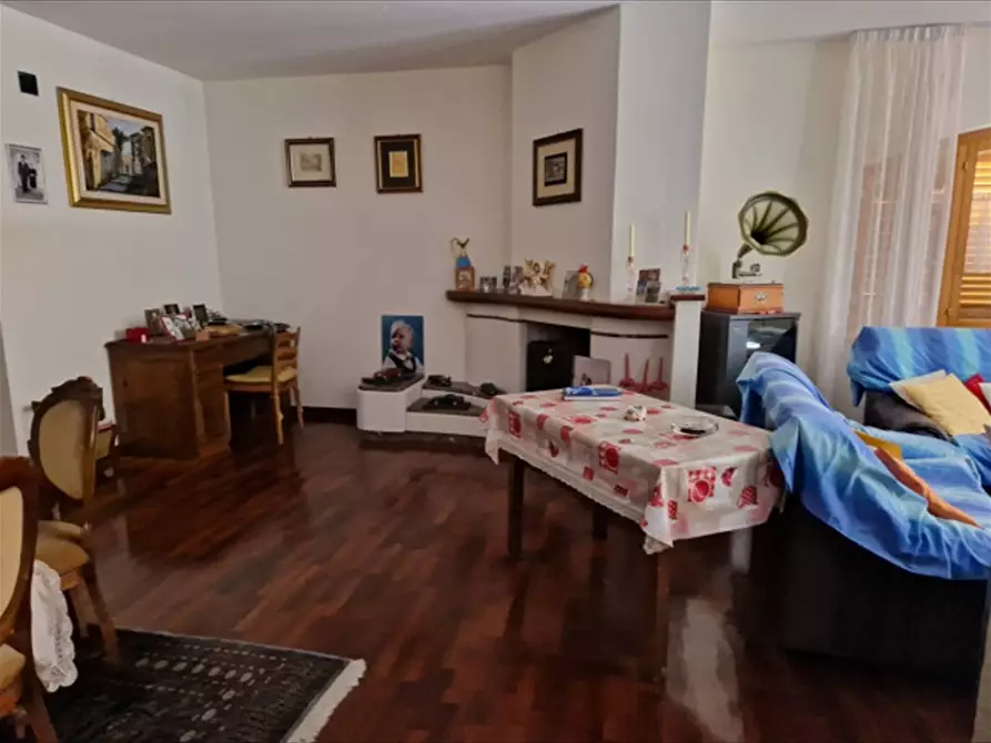 Immagine 7 di Villa in vendita  in Contrada Santone a Isola Del Gran Sasso D'italia