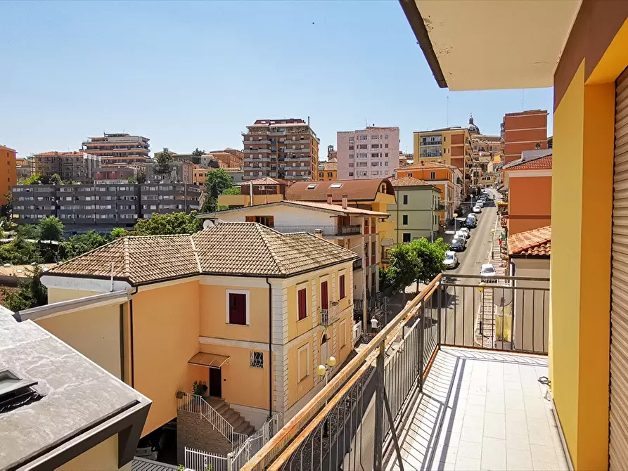 Immagine 10 di Appartamento in vendita  in Via del Tricalle a Chieti