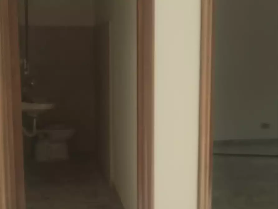 Immagine 6 di Locale commerciale in affitto  in VIA NAPOLI a Cerignola