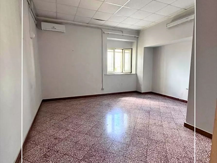 Immagine 9 di Villa in vendita  in VIA VITTORIO EMANUELE N. 144 a Statte