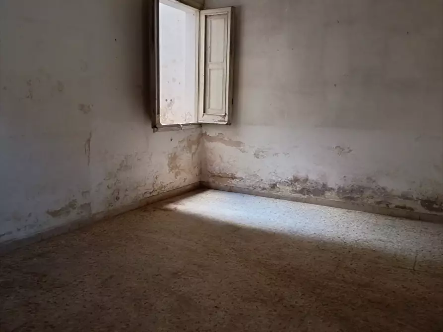 Immagine 4 di Casa indipendente in vendita  a Trapani