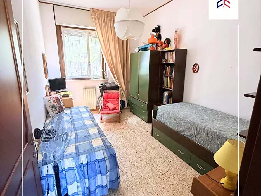 Immagine 18 di Appartamento in vendita  in piazza brodolini 214 a Taranto