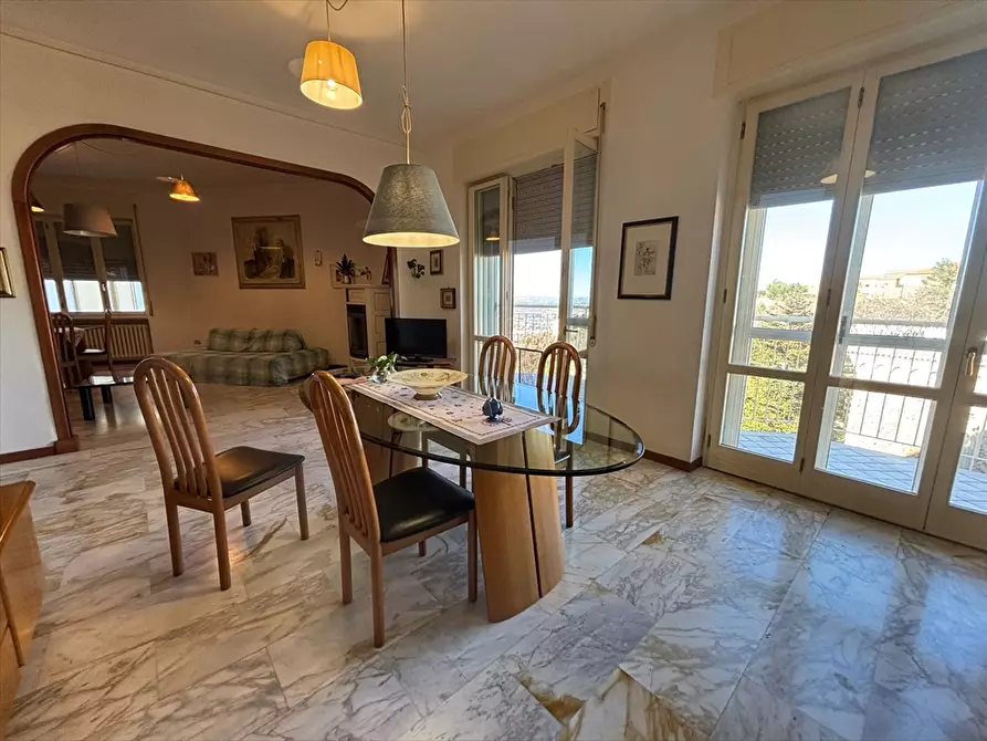 Immagine 7 di Appartamento in vendita  in via pianell 83 a Chieti