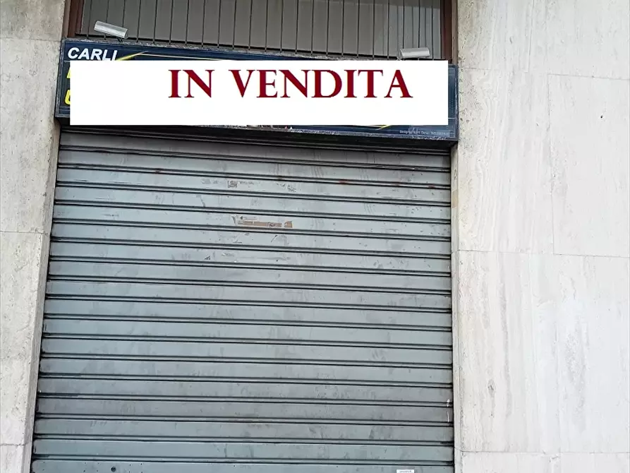 Immagine 14 di Negozio in vendita  in Via Gian Rinaldo Carli 39 a Milano