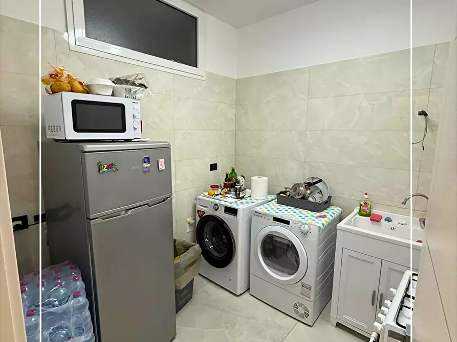 Immagine 19 di Villa in vendita  a Taranto