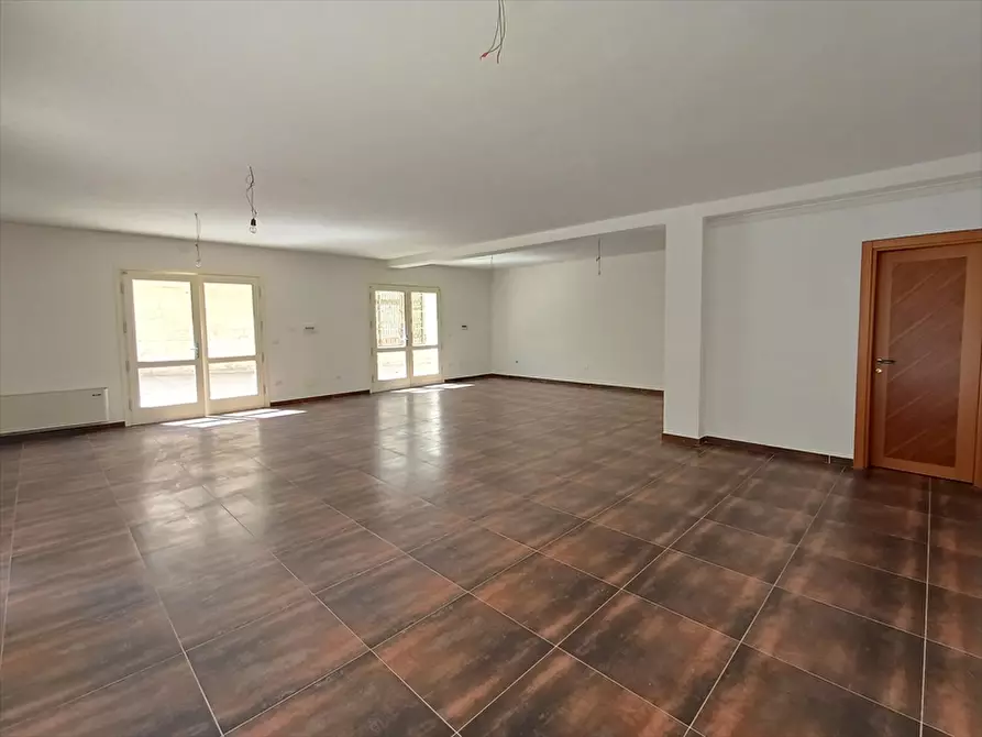 Immagine 16 di Locale commerciale in vendita  in Via Libio n. 32 a Porto Torres