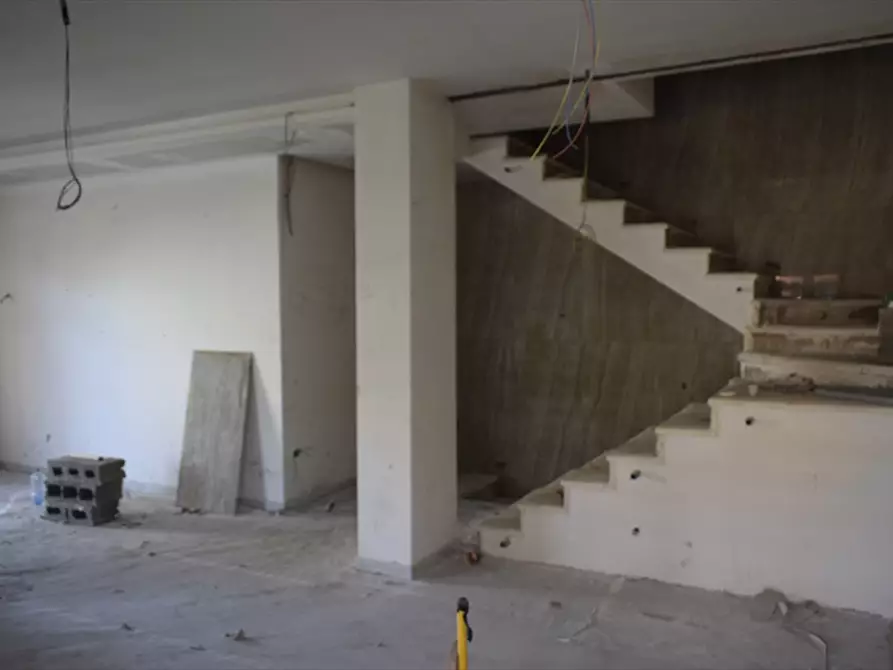 Immagine 4 di Villetta a schiera in vendita  in Via Volturno a Acerra