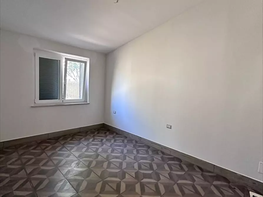 Immagine 12 di Villa in vendita  in via odino a Anzio