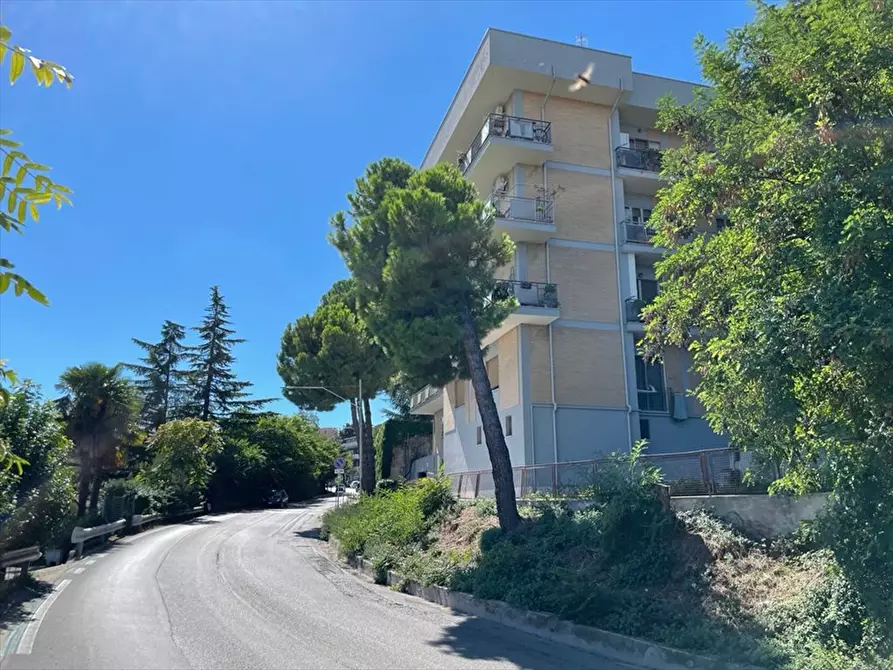 Immagine 3 di Appartamento in vendita  in Via Picena a Chieti