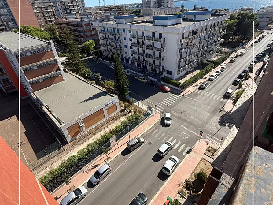 Immagine 5 di Appartamento in vendita  in via sabato 30 a Taranto