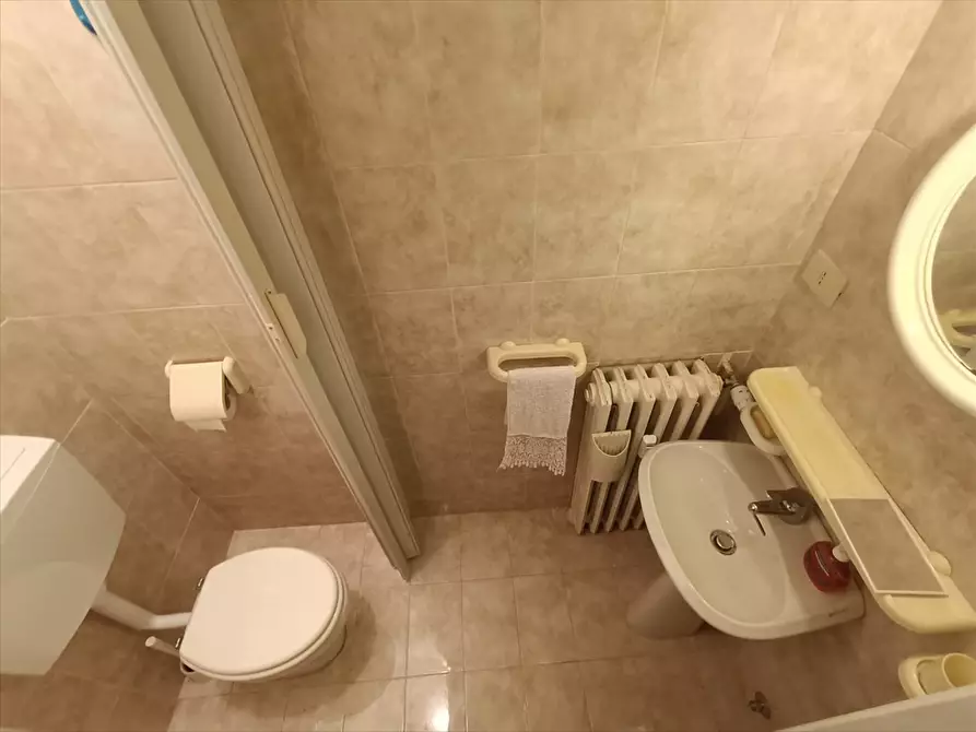 Immagine 13 di Ufficio in vendita  in Via Papa Giovanni XXIII a Chieti