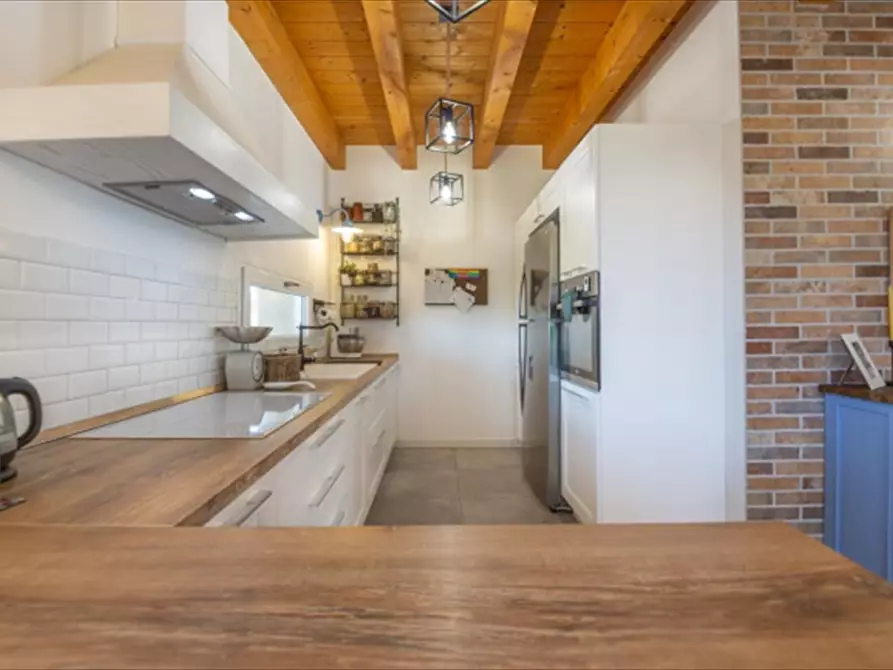 Immagine 7 di Casa indipendente in vendita  in Contrada Sterpari del Garda - Nr. 22 a Rocca San Giovanni