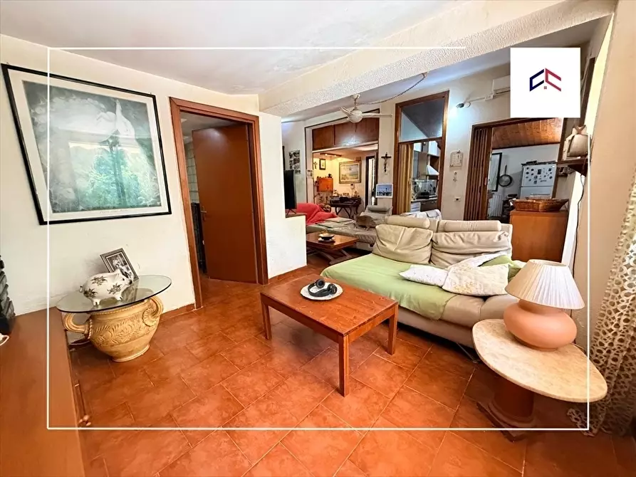 Immagine 17 di Villa in vendita  in via delfini 13 a Taranto