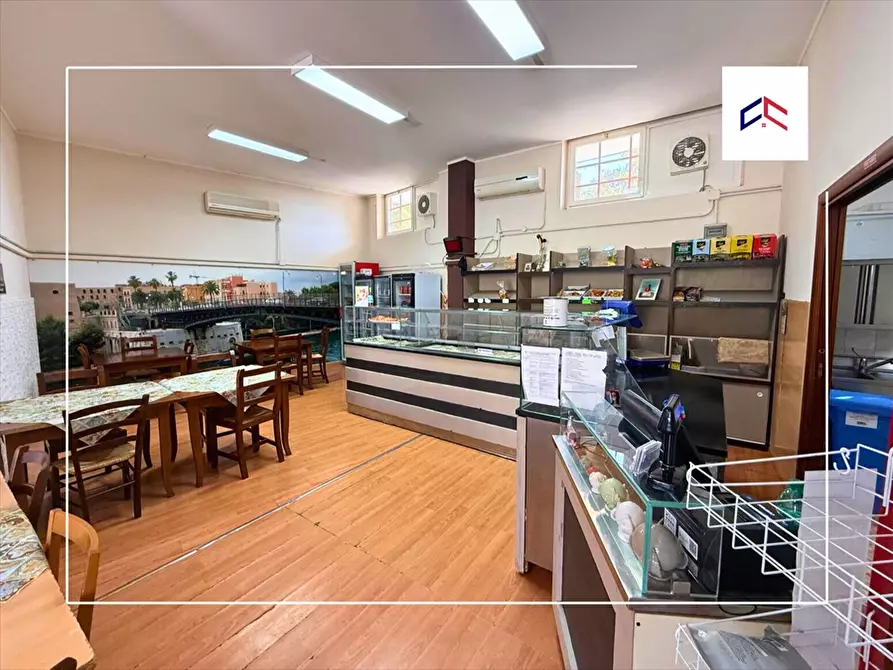 Immagine 5 di Attività artigianale in vendita  in corso annibale 32 a Taranto