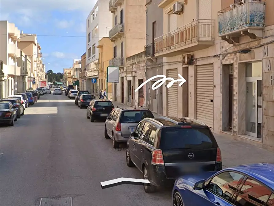 Immagine 2 di Locale commerciale in vendita  in Via orti a Trapani