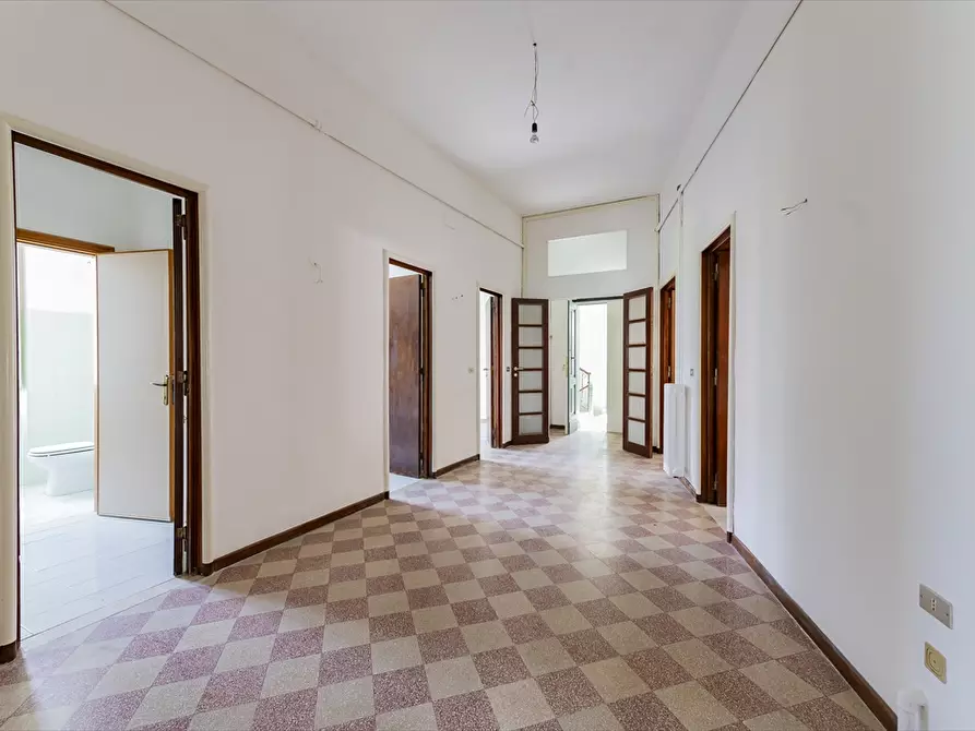 Immagine 16 di Appartamento in vendita  in Viale Amendola a Chieti