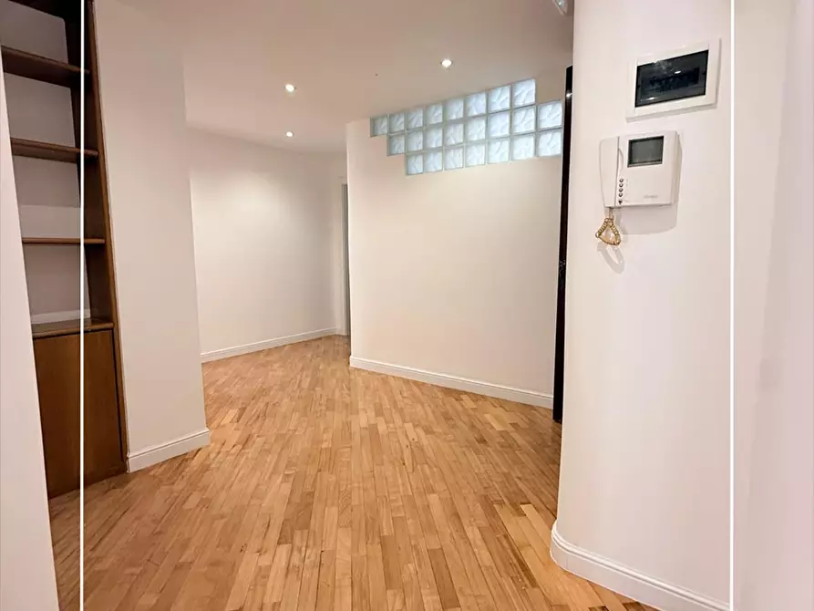 Immagine 8 di Appartamento in affitto  in via japigia 3 a Taranto