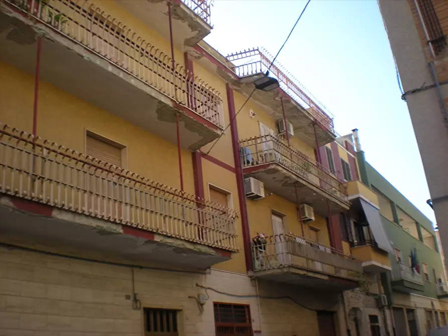 Immagine 1 di Appartamento in vendita  in Via Genarale Dabormida. a Cerignola