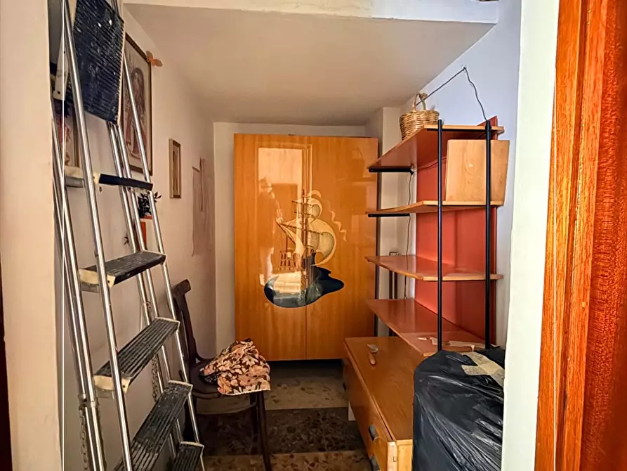 Immagine 19 di Appartamento in vendita  in via temenide 73 a Taranto