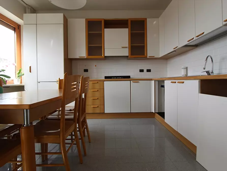 Immagine 12 di Appartamento in vendita  in Corso Acqui a Alessandria