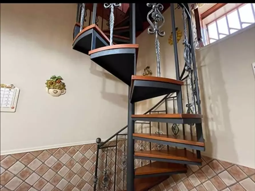 Immagine 5 di Casa indipendente in vendita  a Cerignola