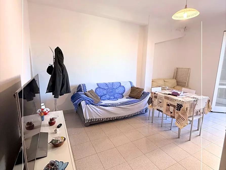 Immagine 8 di Appartamento in vendita  in via fratelli mellone 20 a Taranto