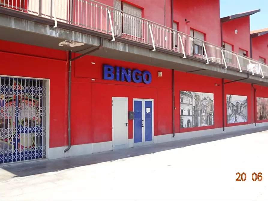 Immagine 4 di Locale commerciale in affitto  in Via Masci a Chieti