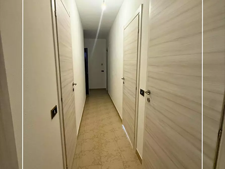 Immagine 10 di Appartamento in affitto  in via settembrini 218 a Taranto