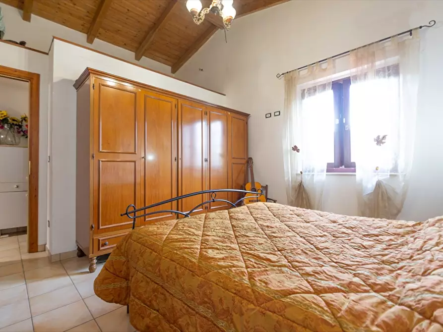 Immagine 8 di Villa in vendita  a Vicoli