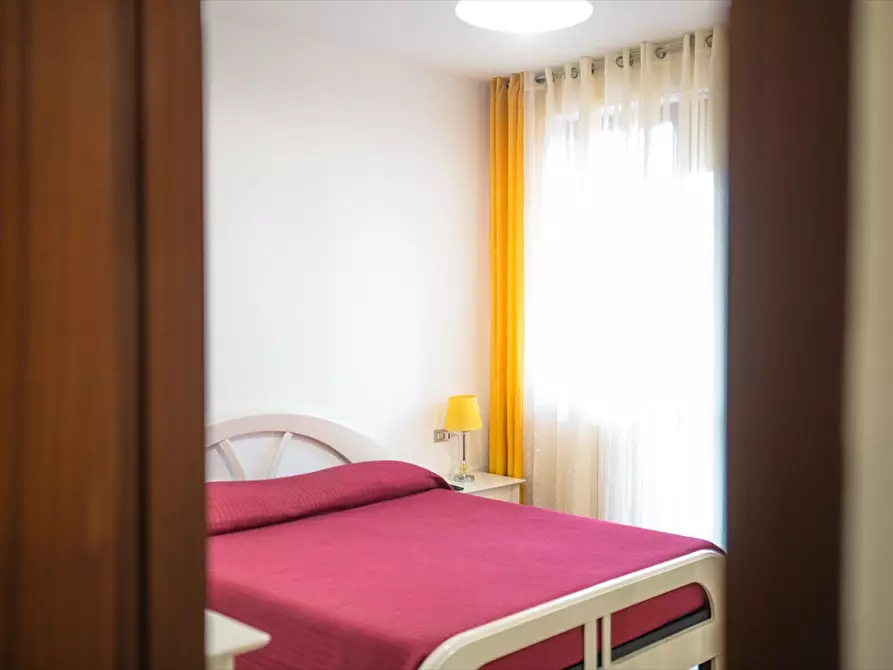 Immagine 10 di Appartamento in vendita  in VIA PIETRO NENNI 170 a San Giovanni Teatino