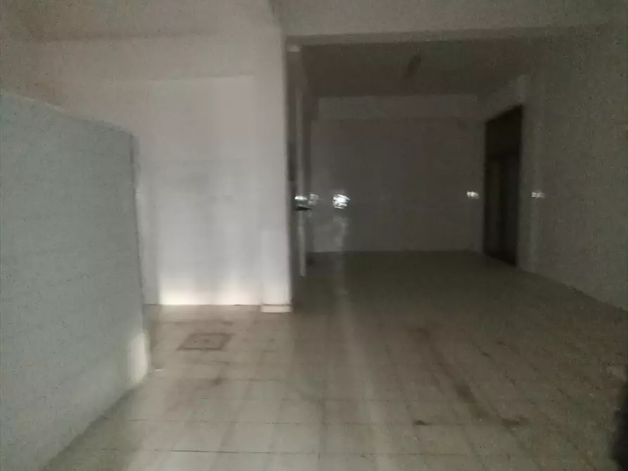 Immagine 4 di Attività artigianale in affitto  a Erice
