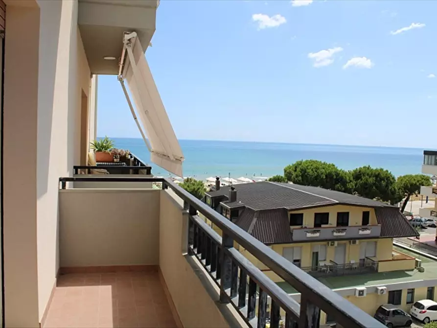 Immagine 6 di Appartamento in vendita  in Viale Arenile nord a Silvi