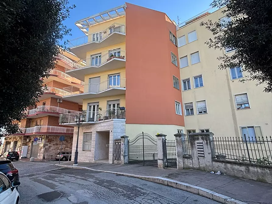 Immagine 1 di Appartamento in vendita  in via pianell 83 a Chieti