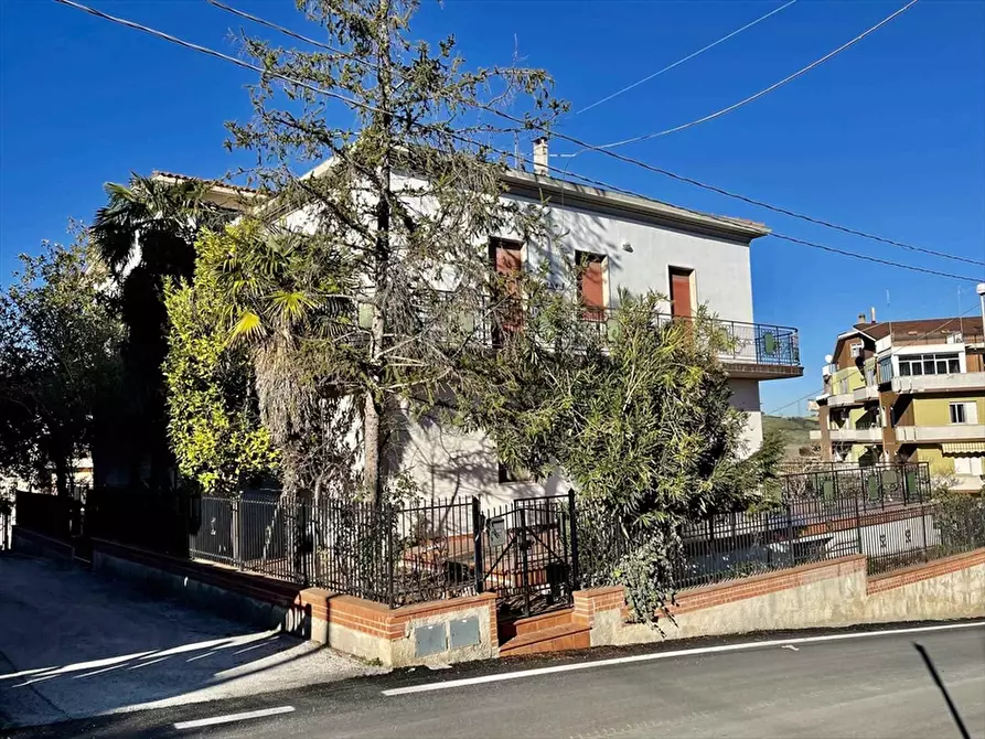 Immagine 4 di Casa indipendente in vendita  in Via Michetti a Scafa