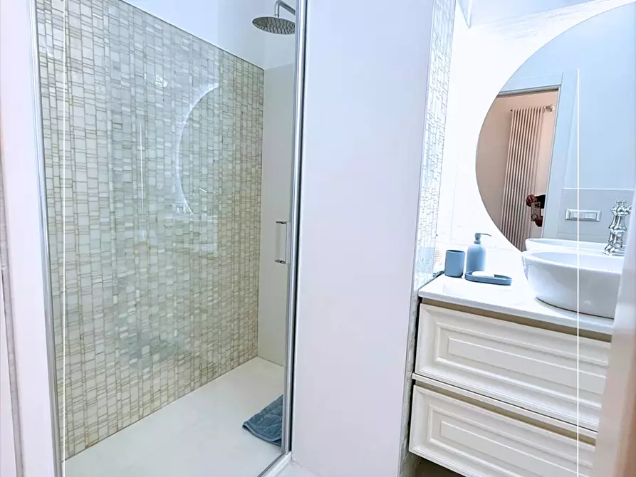 Immagine 23 di Appartamento in vendita  in via dante 236 a Taranto